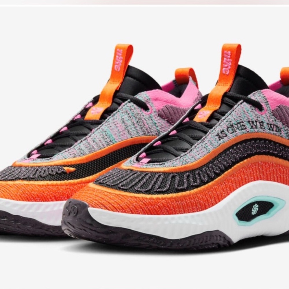 COPY - Nike A’ja Wilson Cosmic Unity “As One We Win” Men’s Size 9/Women’s 10.5 - Picture 2 of 15
